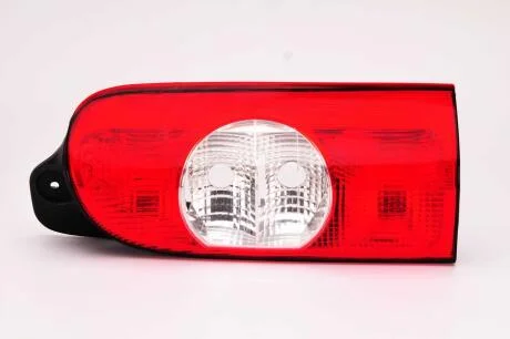 Фара задня, права, в серединi DEPO 551-1945R-UE