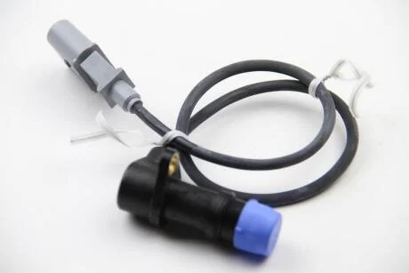 Датчик положення к/вала Audi A3 Seat Cordoba, Inca, Leon, Toledo II VW Bora, Caddy II, Golf IV, Polo 1.9SDI/TDI 11.95- EPS 1 953 391