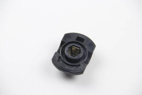 Бігунок розподільника запалювання Mazda 323/626 1.3-2.0i 91-04 FACET 3.8331/32