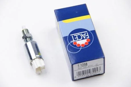 Датчик стоп-сигналу Toyota HILUX/RAV4/Yaris 00- FACET 7.1258