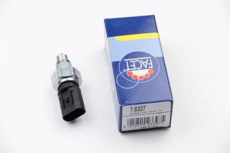 Датчик зад ходу Hyundai i30/ix35 /Kia Rio/Ceed 07- FACET 7.6327