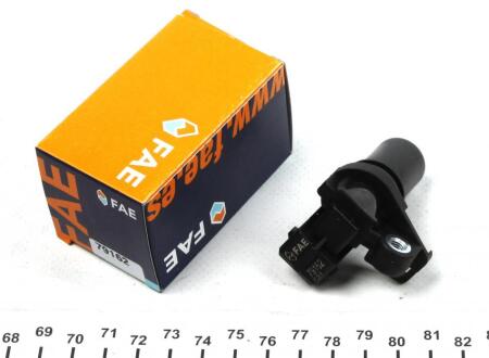 Датчик положения коленвала FORD FOCUS/C-MAX/MONDEO/S-MAX/GALAXY/CONNECT 2003-2015 FAE 79162