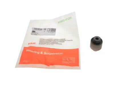 Сайлентблок переднього важеля FAG 829023310