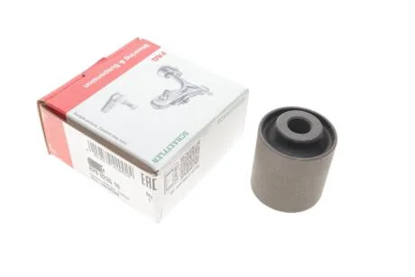 Сайлентблок важеля (переднього/знизу/ззовні) Honda Accord 98-02 FAG 829023510