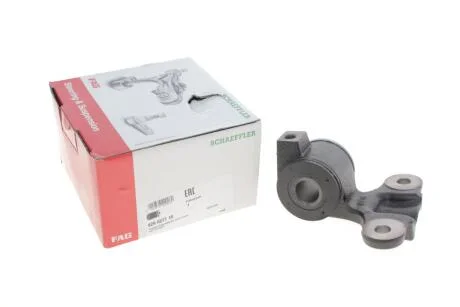 Сайлентблок переднього важеля FAG 829027710