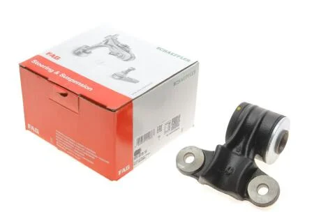 Сайлентблок переднього важеля FAG 829027810