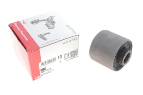 Сайлентблок переднього важеля FAG 829 0420 10