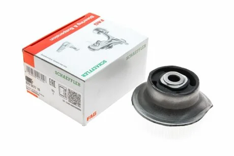 Сайлентблок балки підвіски FAG 829 0477 10