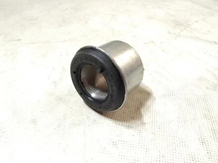 С/блок важеля перед. верхній Ø 32mm Iveco Daily 78- FAST FT18022