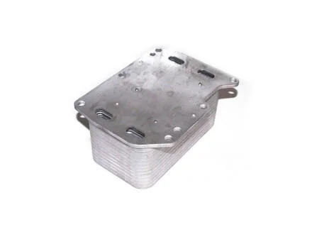 Радиатор масляный Renault Master III 2.3 dC 10-/Trafic II 2.0 dCi 06- (теплообменник) FAST FT55143