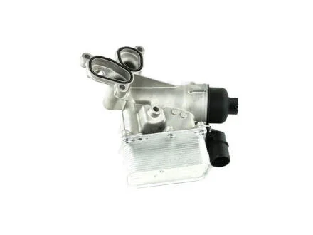 Масляний радіатор з корпусом масл. фільтра Qashqai I,Opel Vivaro Grand Scenic II, 2.0D 08.05- FAST FT55212