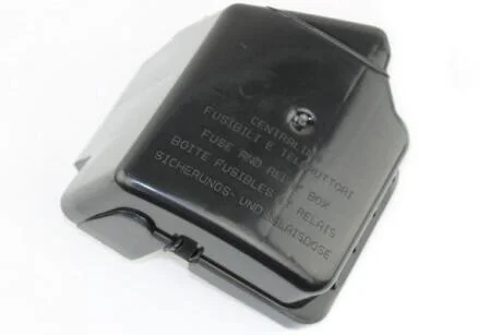 Захист FIAT Doblo 09- Блок Запобіжників Верх FAST FT90200