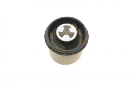 Сайлентблок балки підвіски (задн) Лів/Прав SEAT CORDOBA, CORDOBA VARIO, CORDOBA VARIO/KOMBI, IBIZA II VW POLO, POLO III CLASSIC, POLO/KOMBI 1.0-1.9D 02.93-12.02 FEBI BILSTEIN 27290