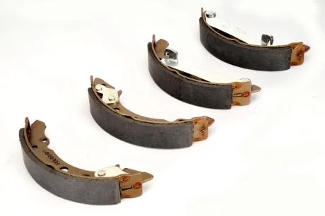 Комплект гальмівних колодок з 4 шт. барабанів FERODO FSB191