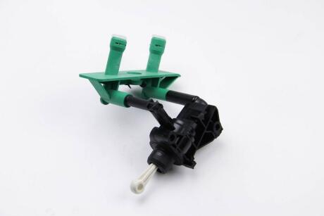 Циліндр зчеплення головний Connect 02- FORD 1M517A543AD