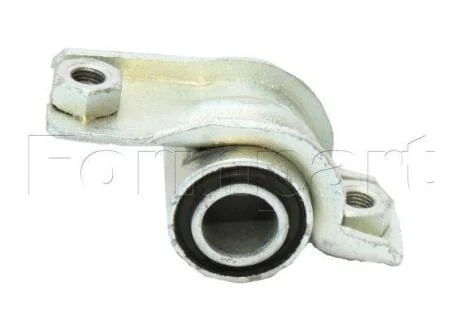 Сайлентблок рычага справа, по центру FORMPART 1000003