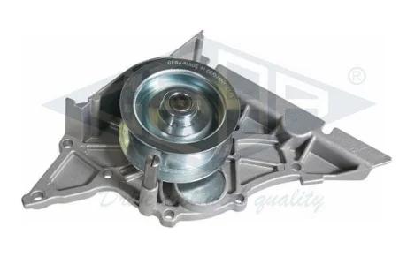 Водяной насос AUDI A6 3.7-4.2, S6 QUATTRO 99-05, A8 3.7-4.2, S6 98-02 GEBA 10600