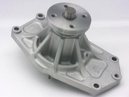 Помпа MITSUBISHI CANTER (4D36/34) 3.6/3.9 93- GMB GWM-65A