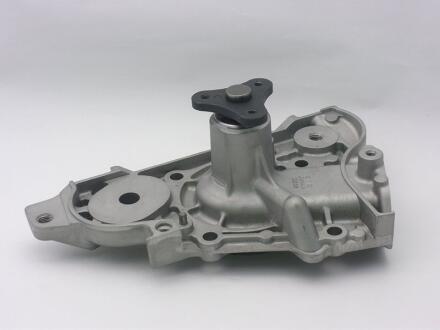 Насос водяний MAZDA 323 (BA,BJ) 1.5-1.8 ZL01-15-010A GMB GWMZ-55A