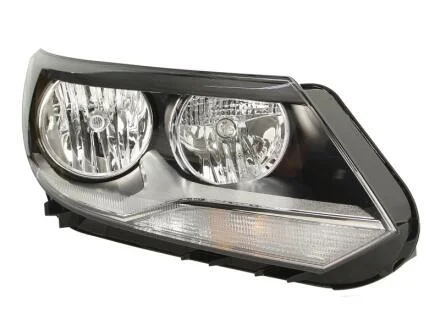 VW Фара основная галоген,с мотором,H15 H7 PY21W W5W прав.Tiguan 11- HELLA 1EL 010 749-221 (фото 1)