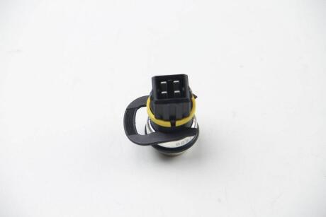 Датчик температури Cordoba/Caddy, 1.4/1.6/1.8/1.9TDI 93- HELLA 6PT 009 107-421