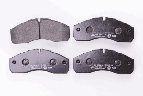 Комплект гальмівних накладок, дискове гальмо HELLA 8DB 355 005-401