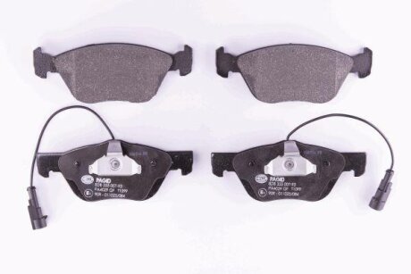 Комплект гальмівних накладок, дискове гальмо HELLA 8DB 355 007-931