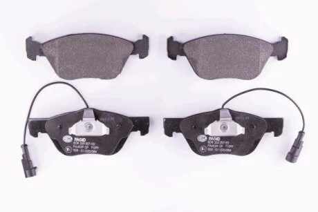 Комплект гальмівних накладок, дискове гальмо HELLA 8DB 355 007-931