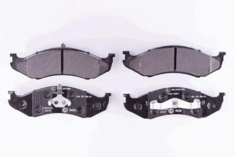 Комплект гальмівних накладок, дискове гальмо HELLA 8DB 355 008-231