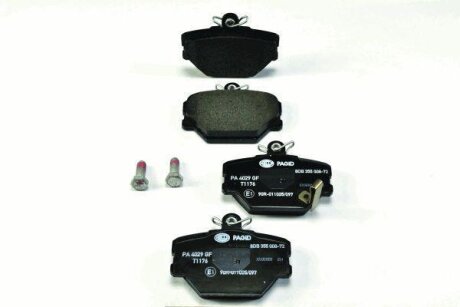 Комплект гальмівних накладок, дискове гальмо HELLA 8DB 355 008-721
