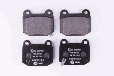 Комплект гальмівних накладок, дискове гальмо HELLA 8DB 355 010-691