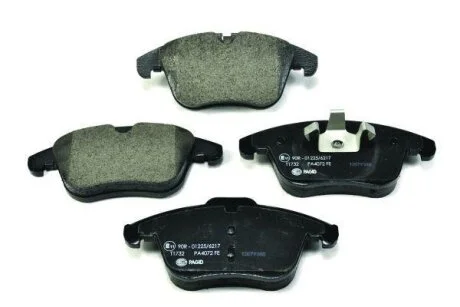 Комплект гальмівних накладок, дискове гальмо HELLA 8DB 355 013-621