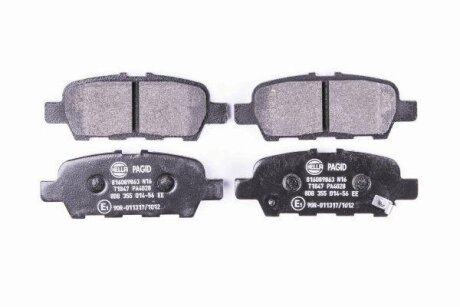 Комплект гальмівних накладок, дискове гальмо HELLA 8DB 355 014-561