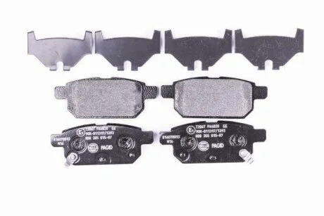 Комплект гальмівних накладок, дискове гальмо HELLA 8DB 355 015-871