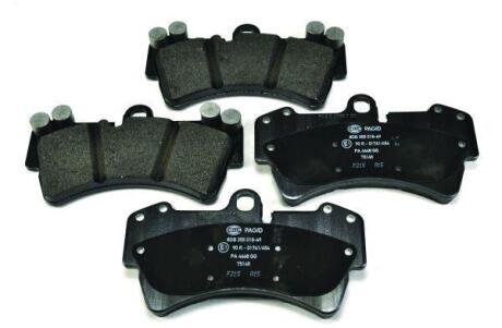 Колодки тормозные AUDI Q7/VOLKSWAGEN TOUAREG/PORCSHE CAYENNE 02> R18 передние HELLA 8DB 355 018-691