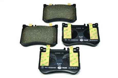Комплект гальмівних накладок, дискове гальмо HELLA 8DB 355 020-581