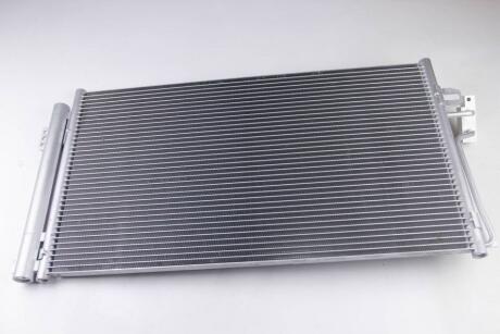 Конденсер кондиціонера MERCEDES-BENZ VIANO (W639) HELLA 8FC 351 343-004