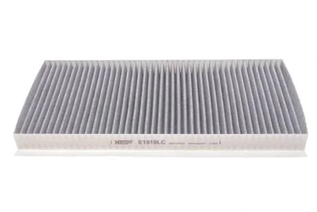 Фильтр, воздух во внутренном пространстве MB A-class (W169)/B-class (W245) 04- HENGST FILTER E1918LC