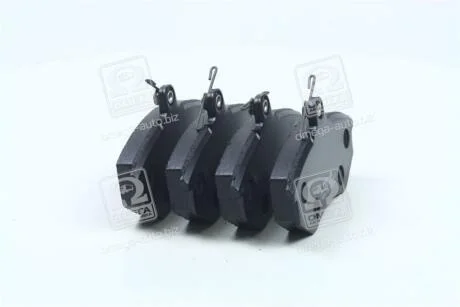 Комплект передніх гальмівних колодок CHERY AMULET, TIGGO; GEELY CK (-ABS); AUDI 80, CABRIOLET, COUPE, CHERY COWIN, SEAT CORDOBA, CORDOBA VARIO, IBIZA II, IBIZA III, INCA, TOLEDO I, VW CADDY II, CORRADO, GOLF II, GOLF III, GOLF IV Hi-Q (SANGSIN) SP1043