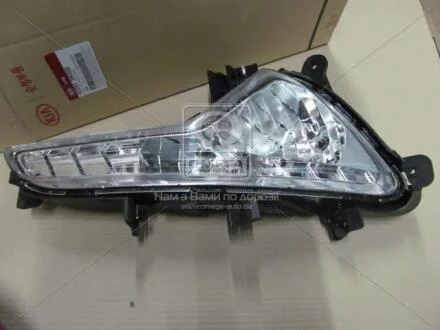 Фара противотуманная правая KIA SPORTAGE III 10- диодная полоса (92202-3W200) Hyundai/Kia/Mobis 922023W200
