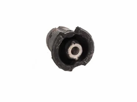 -TEKNOROT BMW С/блок задньої балки E30 82- Kautek BM-BS080