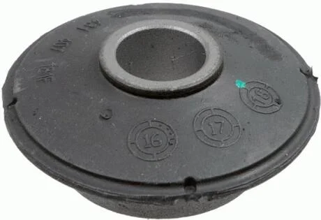 Сайлентблок важеля AUDI 100, 200 перед. міст низ LEMFORDER 37153