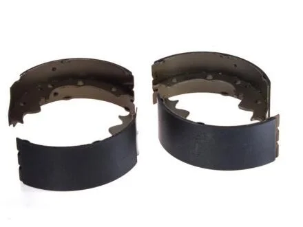 Комплект гальмівних колодок з 4 шт. барабанів LPR 04330