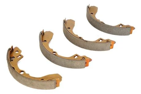 - Гальмівні колодки до барабанів LPR 05680