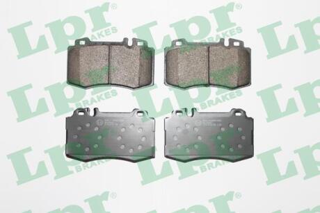 Тормозные колодки передние (17.7mm) Mercedes W203 C-class, W163 M-class,W220 S-c LPR 05P899