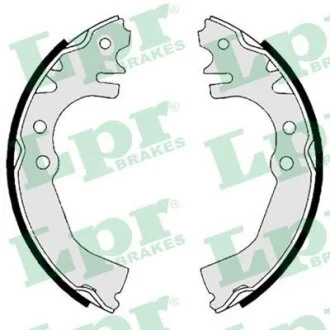 - Гальмівні колодки до барабанів LPR 08830