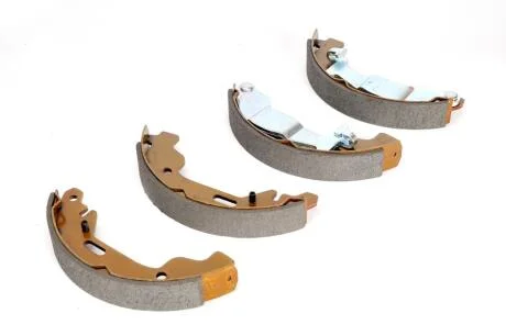 - Гальмівні колодки до барабанів LPR 09130