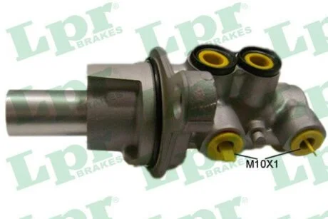 - Гальмівний циліндр головний LPR 1562
