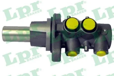 - Гальмівний циліндр головний LPR 6052