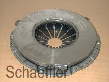 - Нажимний диск зчеплення (корзина) LuK 135 0215 10